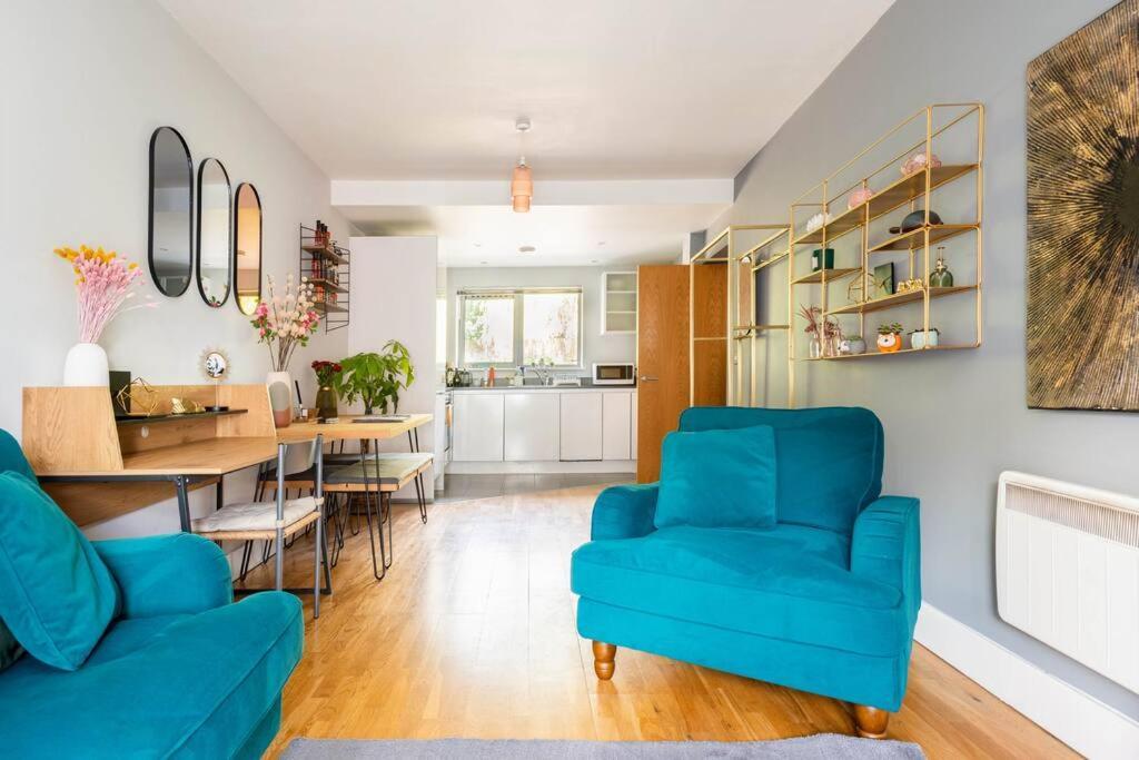 Beautiful & Cosy Harbourside - Free Parking Bristol